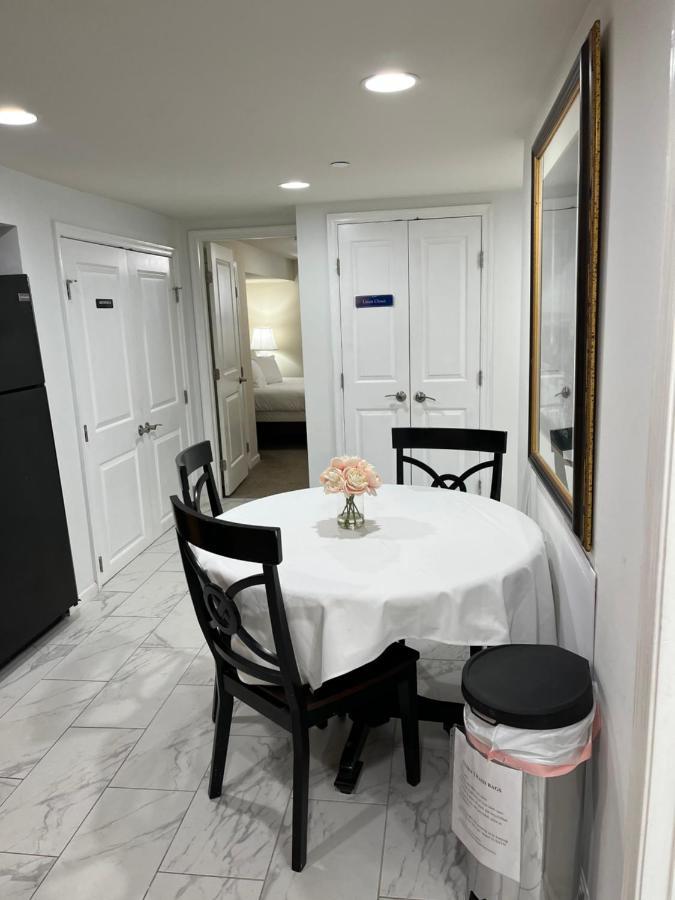 Appartement Lovely Remodeled 2bdrm Basement *